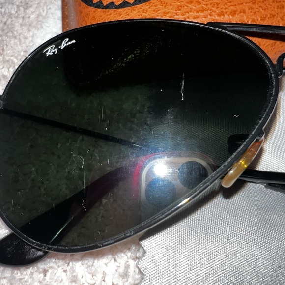 Ray-Ban Aviator Sunglasses - Picture 7 of 9